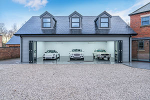 Photo 30- click for photo gallery